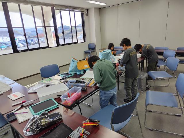 ヒューマンアカデミージュニア 名張蔵持教室｜ロボット教室